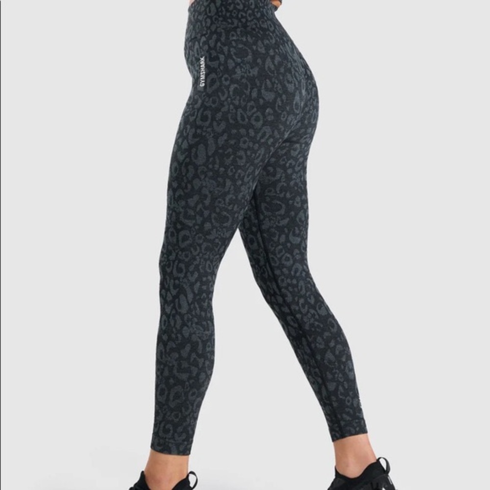Gymshark Animal Adapt Legging